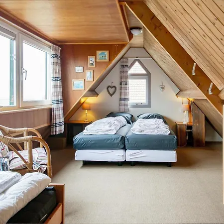 Pet-friendly In Callanstoog Near